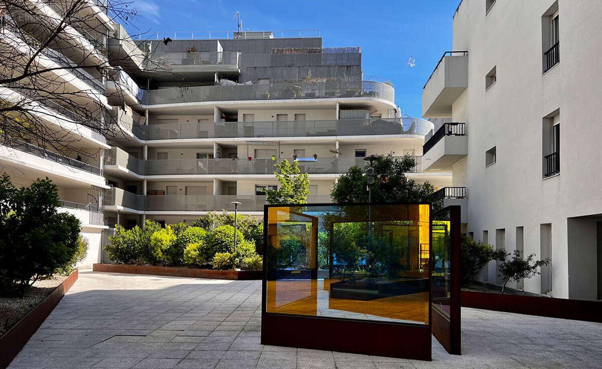 Appartement à MARSEILLE-3E