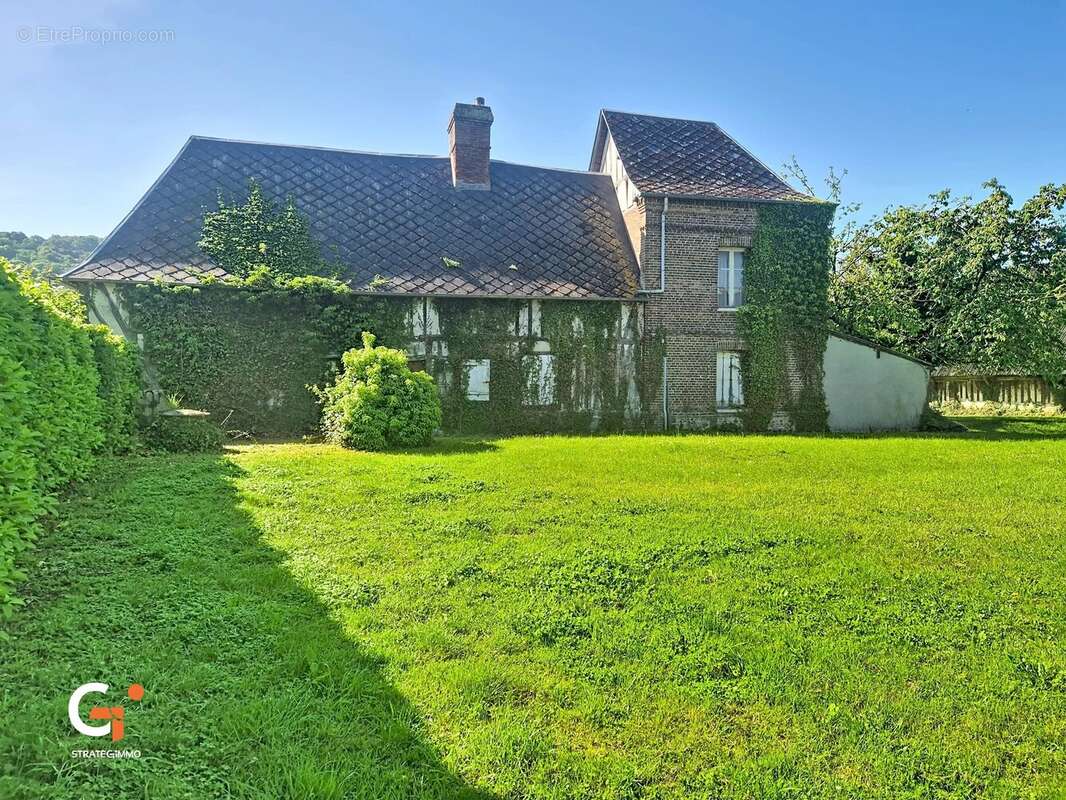 Maison à YVILLE-SUR-SEINE