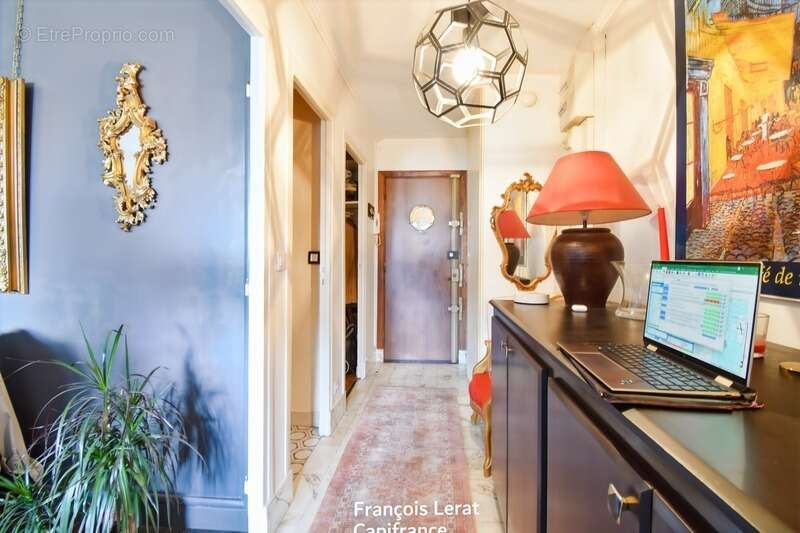 Appartement à PARIS-9E