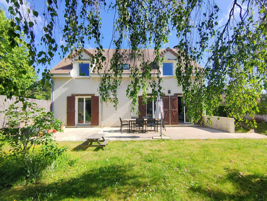 Maison à LIMOURS