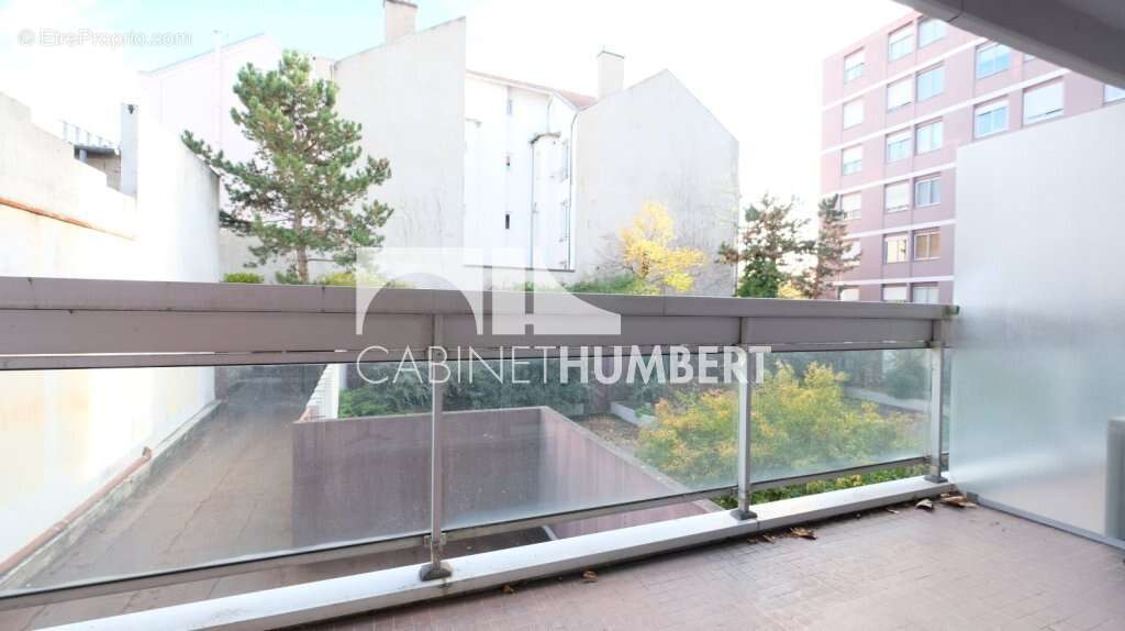 Appartement à SAINT-ETIENNE