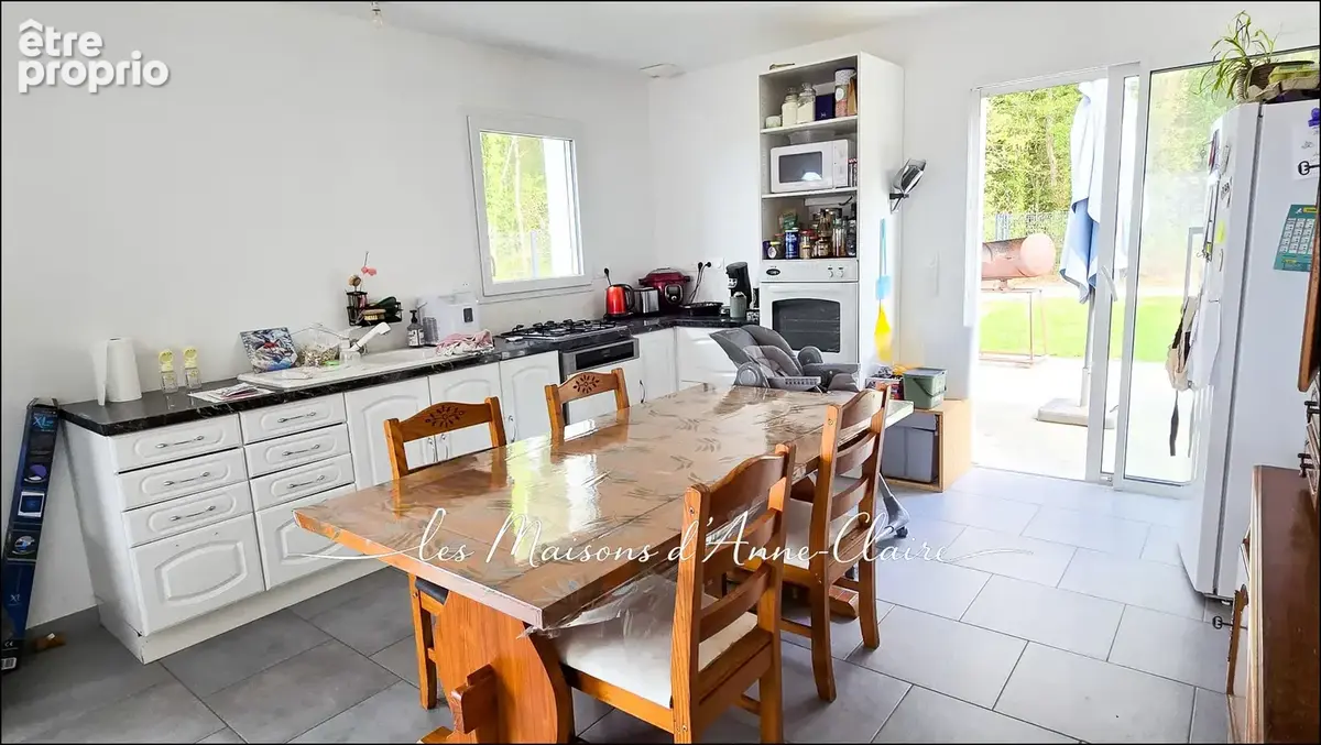 Proche commodités - Maison de plain-pied de 2022 - 3 chambres - Pièce de vie traversante et lumineuse de 45 m2 sans vis-à-vis, o - photo 7