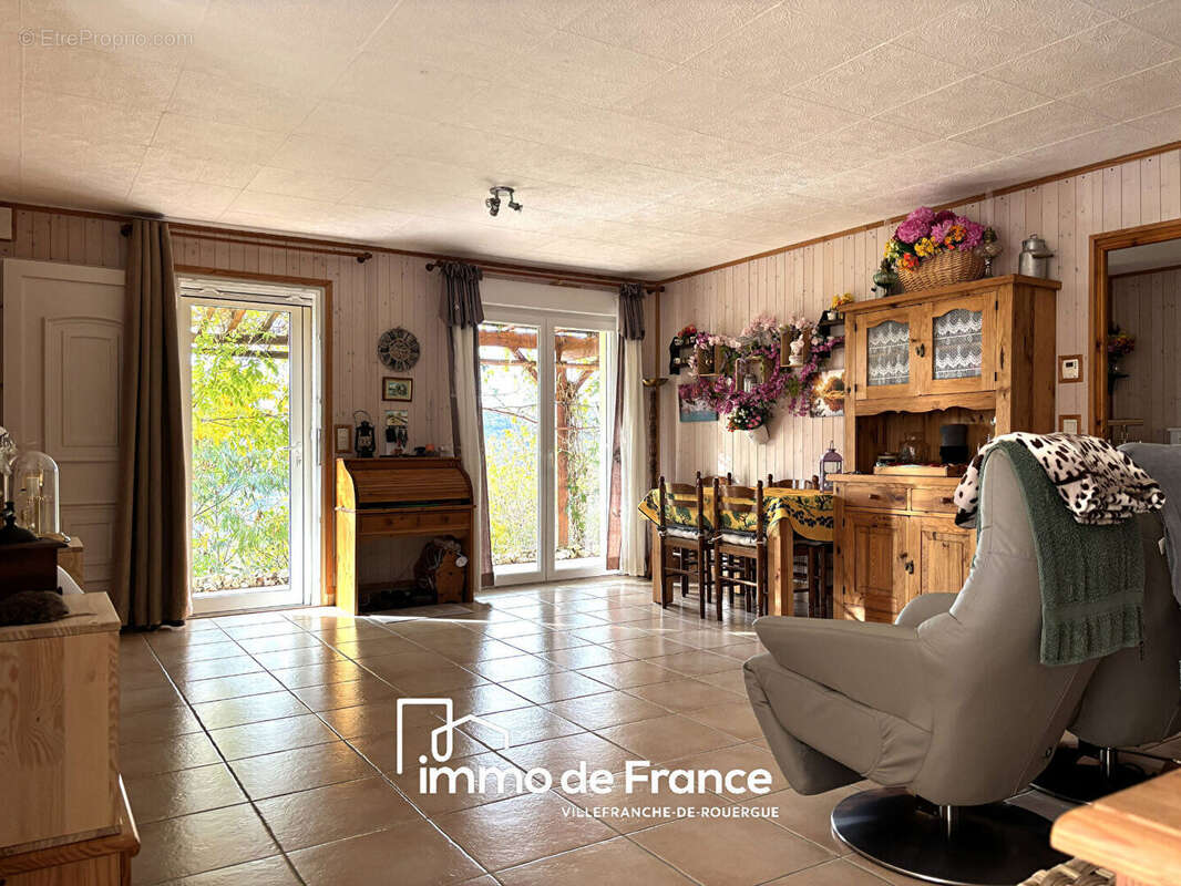 Maison à SALVAGNAC-CAJARC