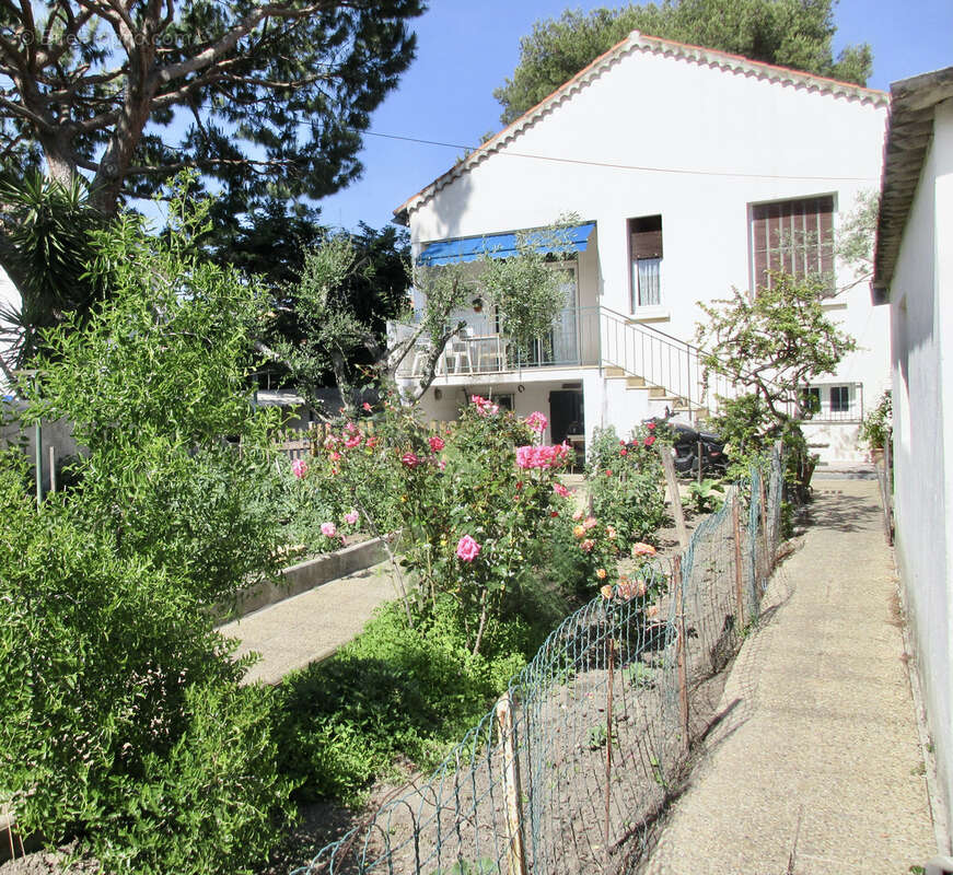 Maison à MARSEILLE-8E