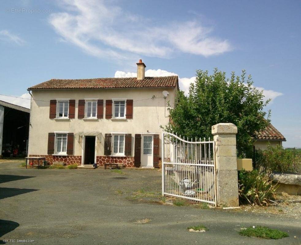 Maison à CHAUNAY