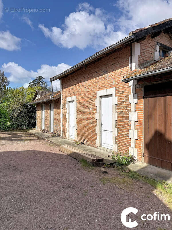 Maison à LABOUHEYRE