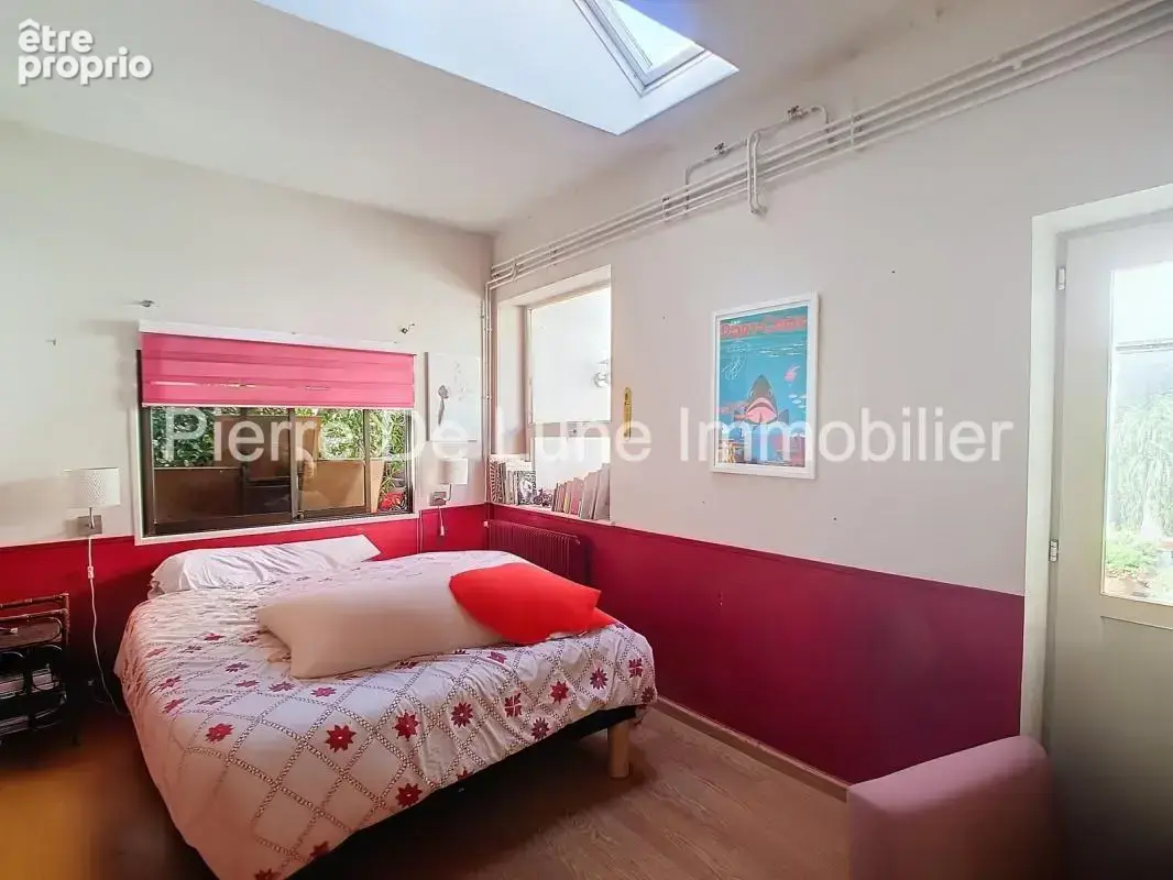 Maison de plain pied atypique de 205 m2 habitable avec patio - photo 17