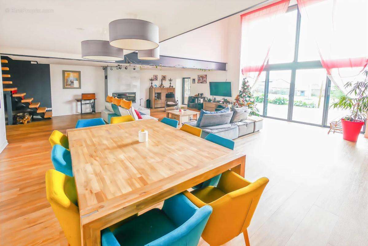 Maison à LE CHAMP-SAINT-PERE