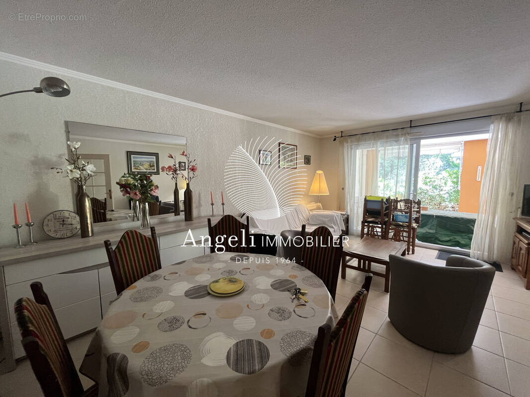 Appartement à FREJUS