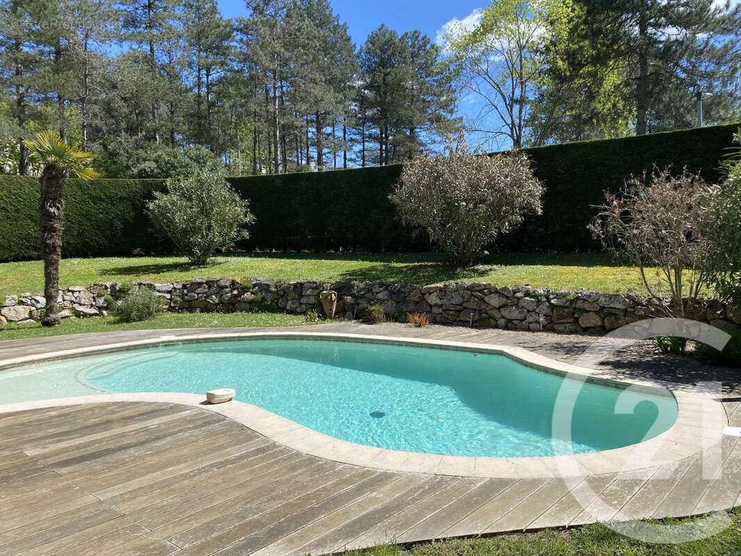 Maison 156 m² à Goyrans  - photo 9