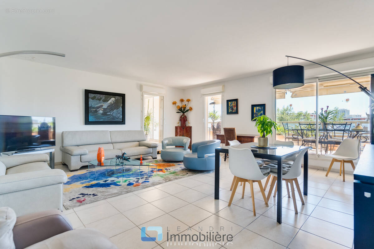 Appartement à MARSEILLE-10E