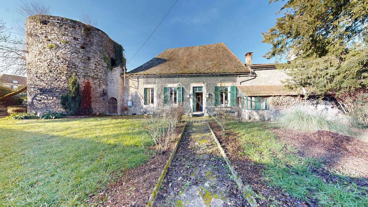 Maison à GANNAT