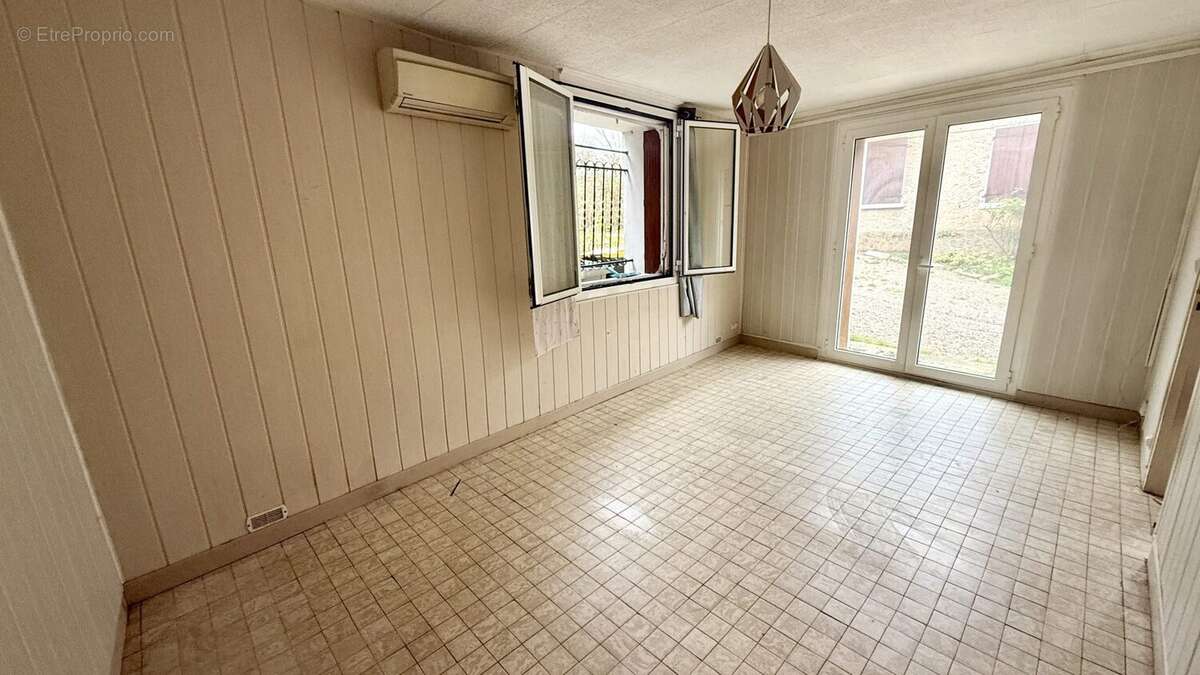 Maison à ECQUEVILLY