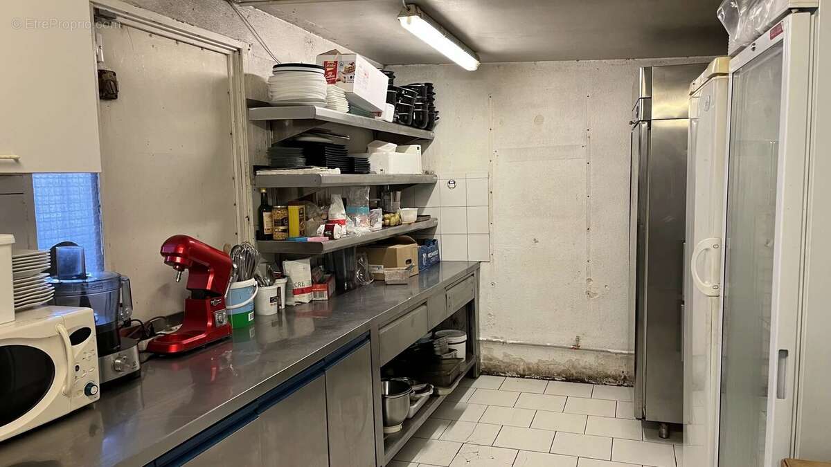 Commerce à PORT-DE-BOUC