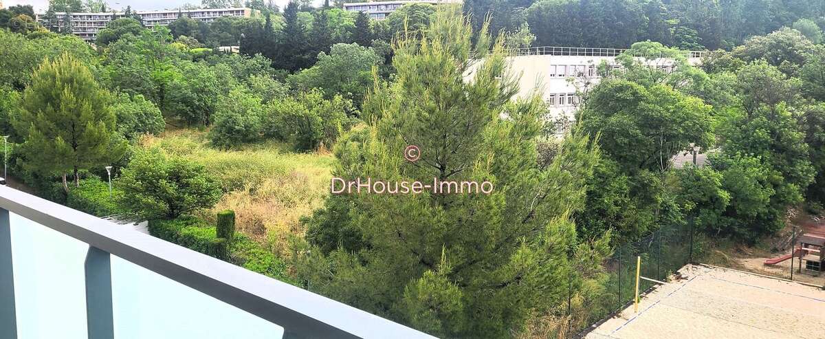 Appartement à MARSEILLE-12E