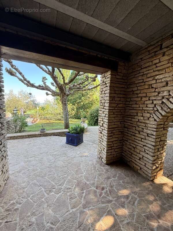 Maison à COUCHES