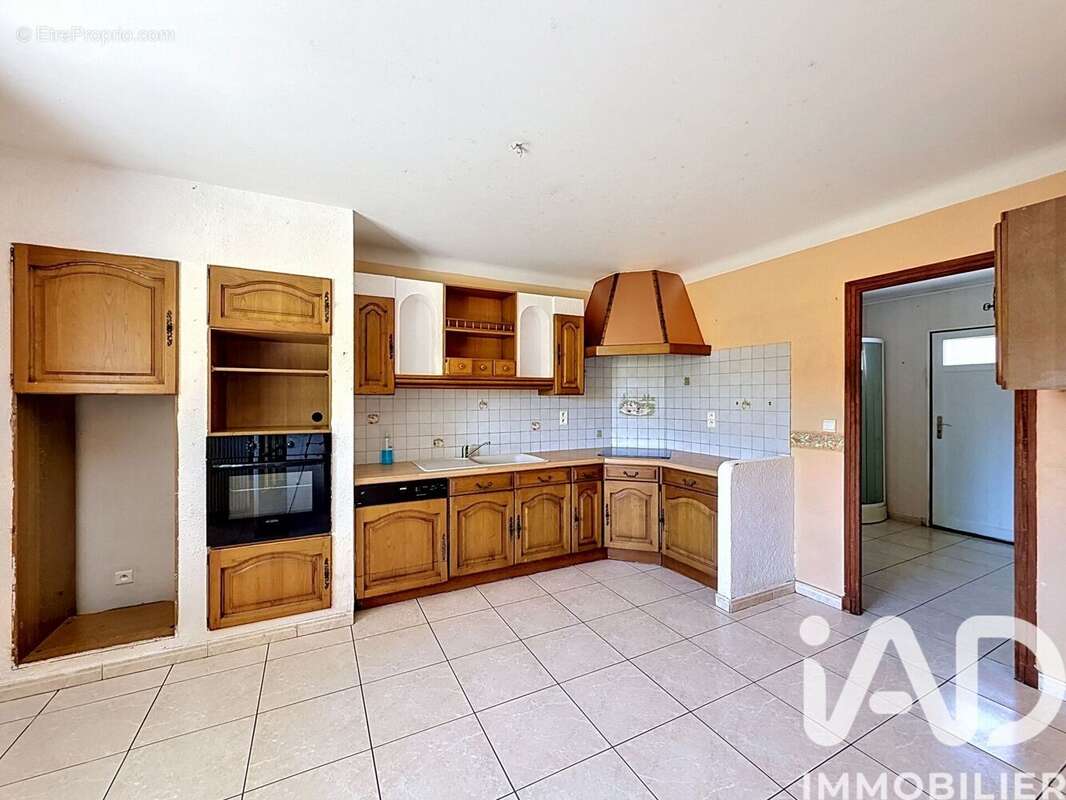 Maison 133 m² à Pia  - photo 5
