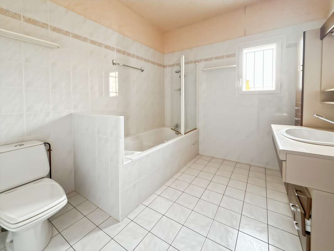 Dept(86) Vienne à Châtellerault Maison Plain Pied à vendre 6 pièces - photo 10