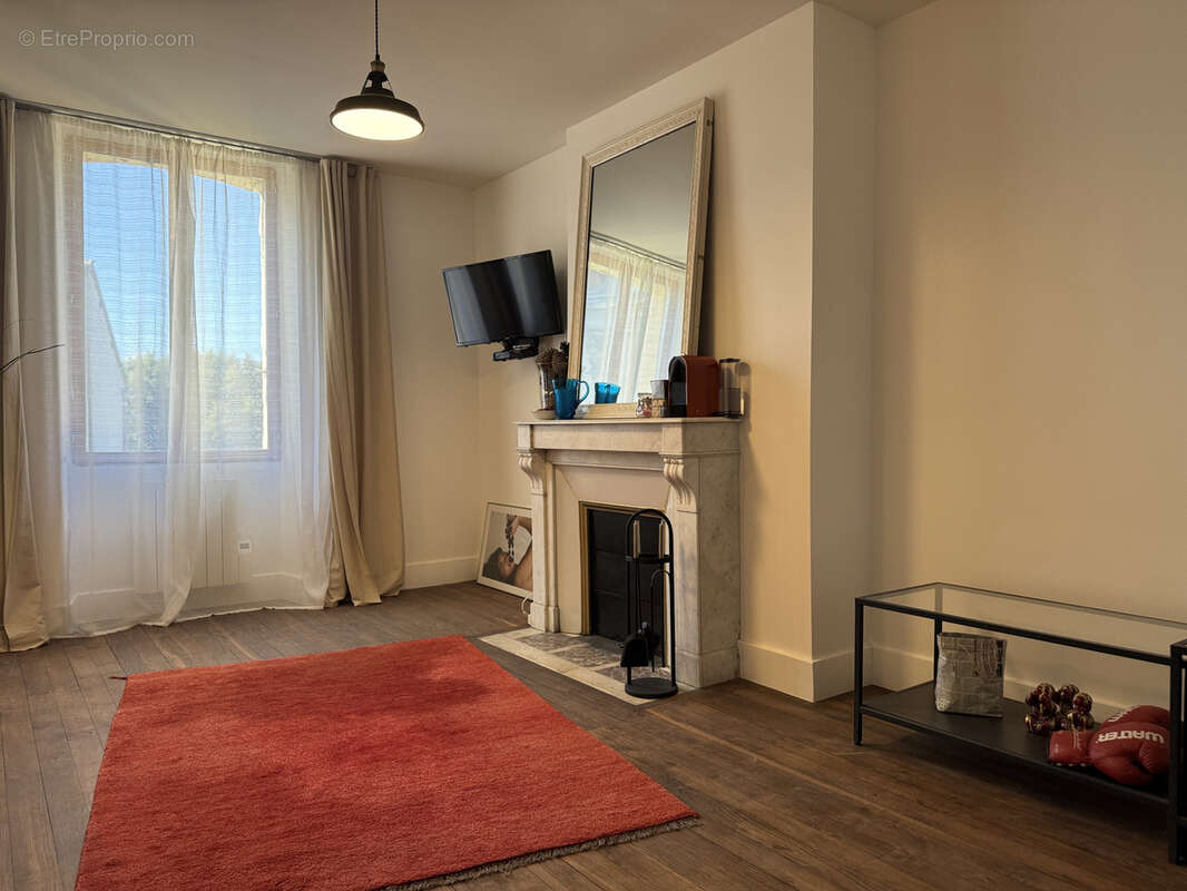 Maison à CHAMPIGNELLES