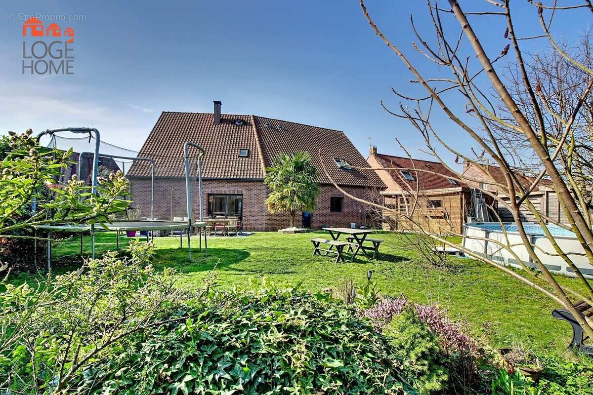 Maison à MARQUILLIES