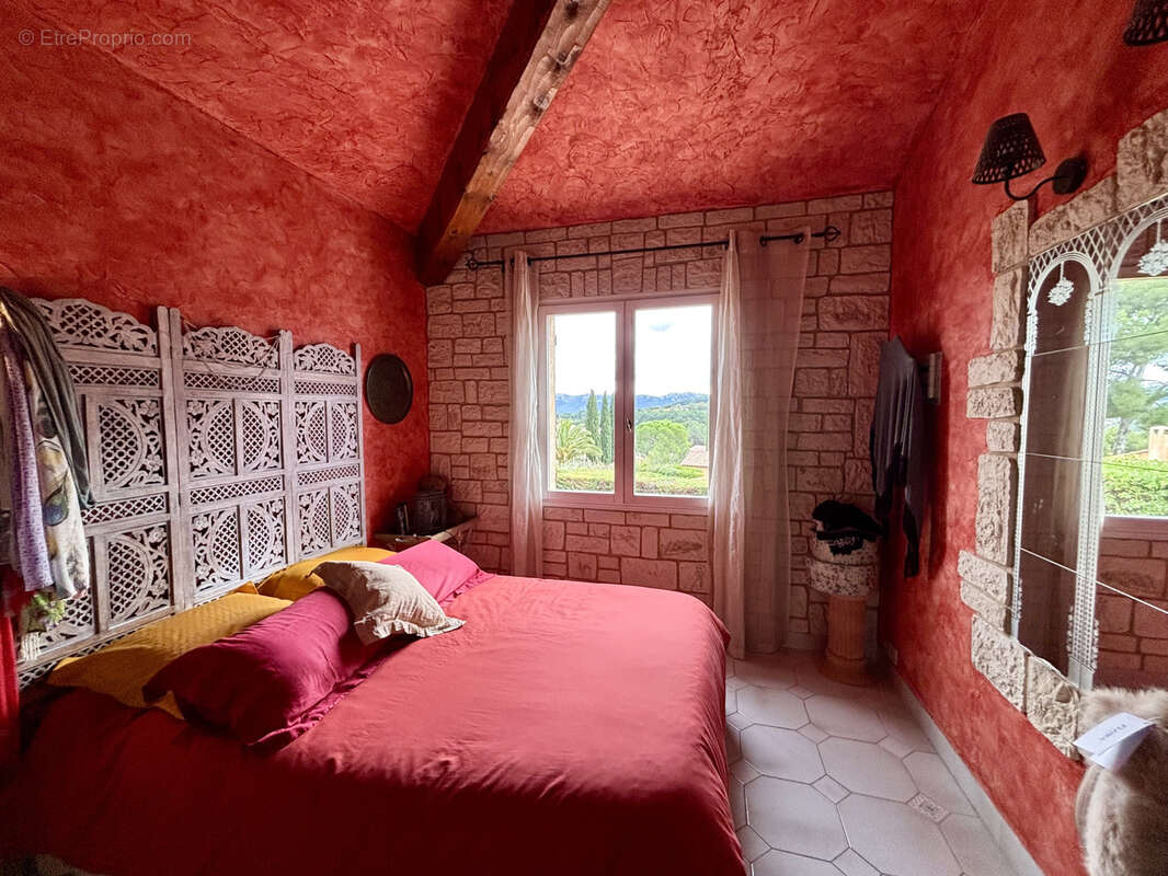 Maison à LA CADIERE-D&#039;AZUR