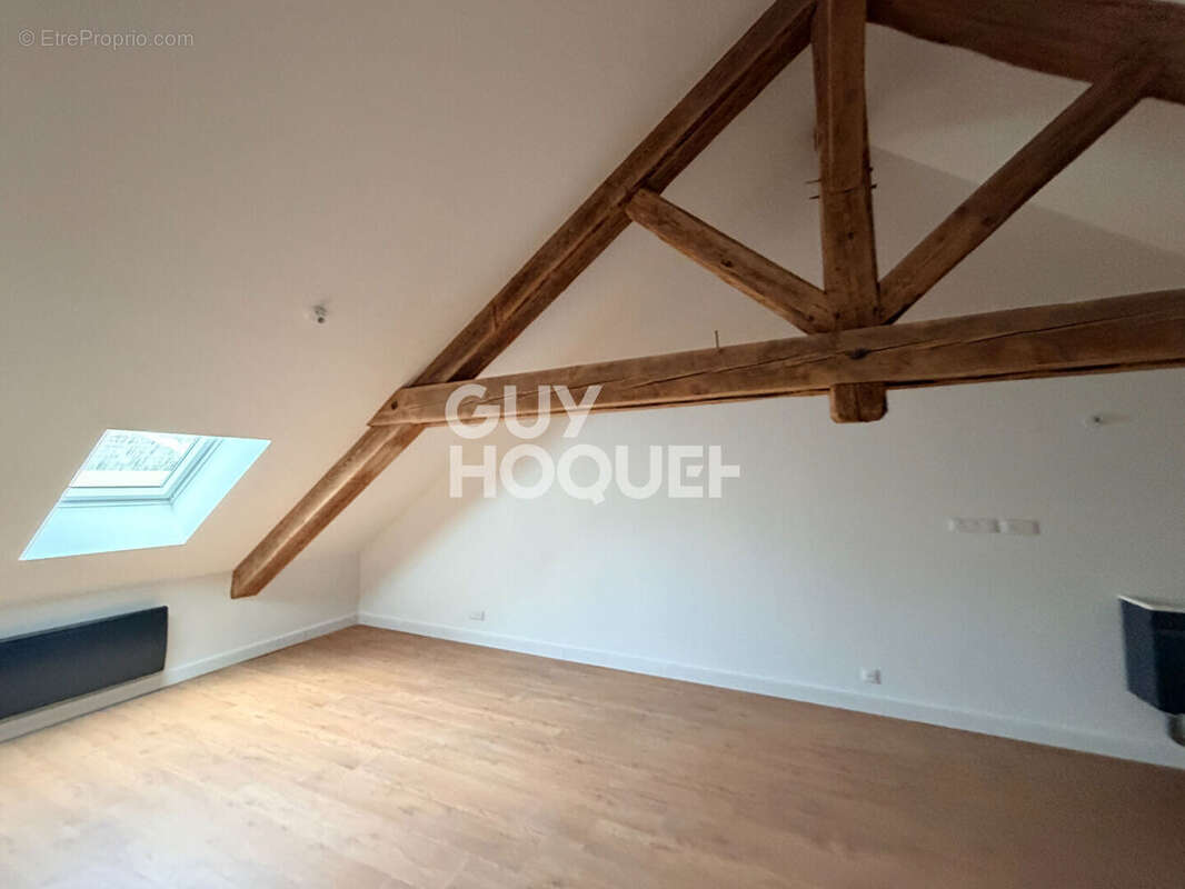 Appartement à BYANS-SUR-DOUBS