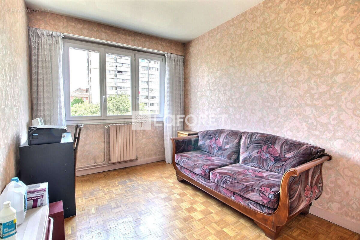 Appartement à GENNEVILLIERS