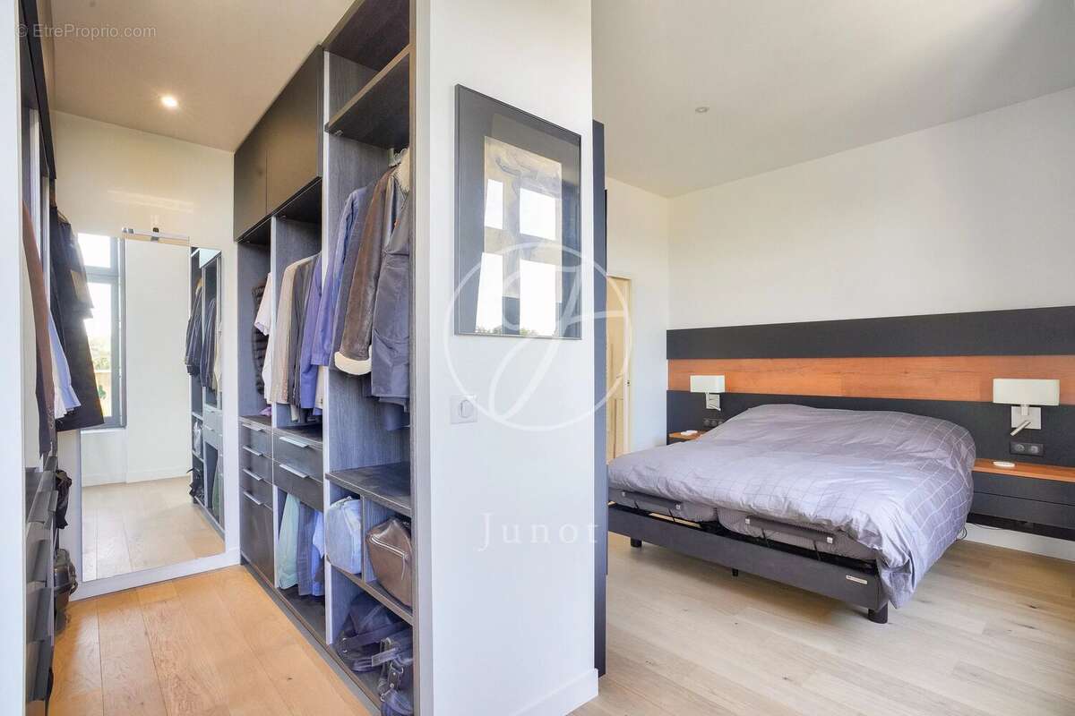 Appartement à MAISONS-LAFFITTE