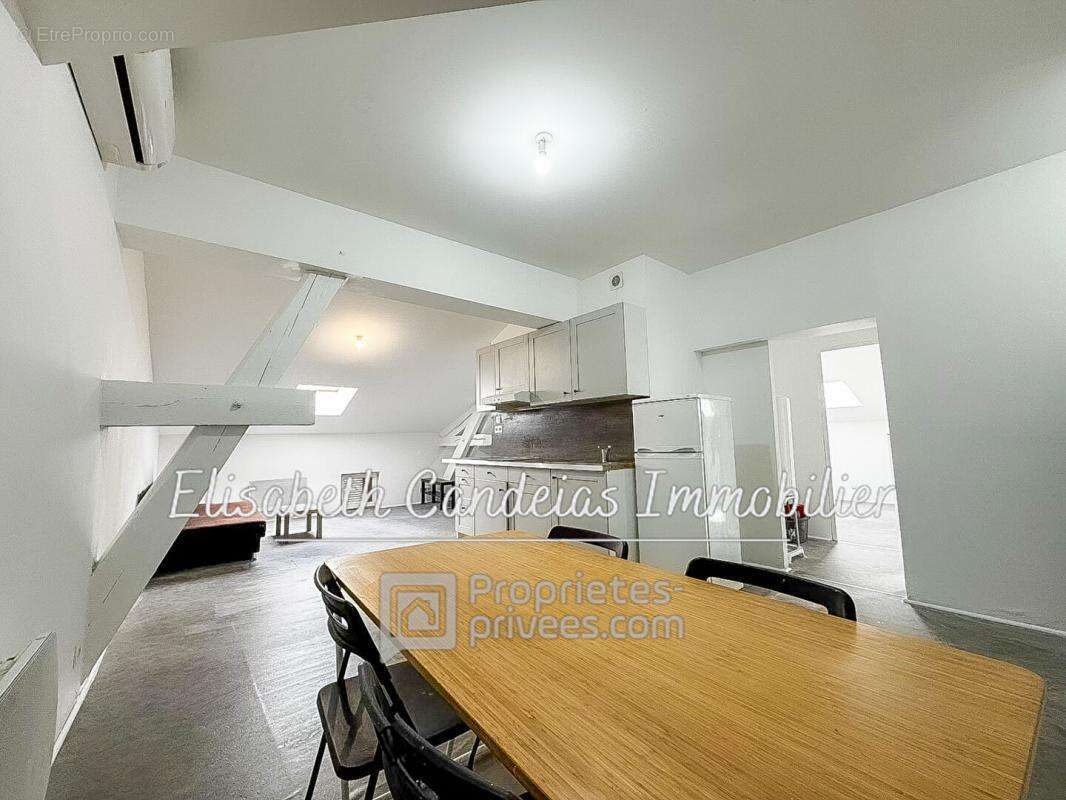 Appartement à CAZERES