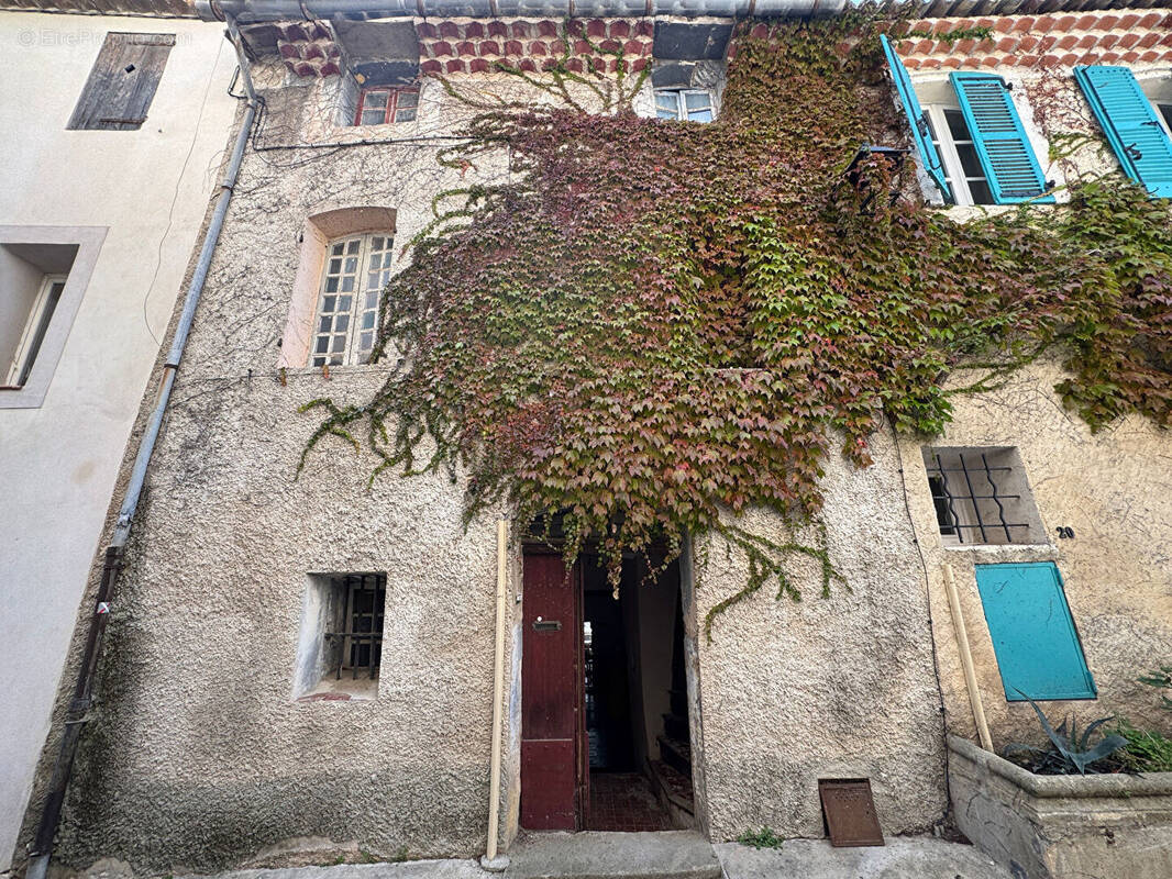 Maison à EGUILLES