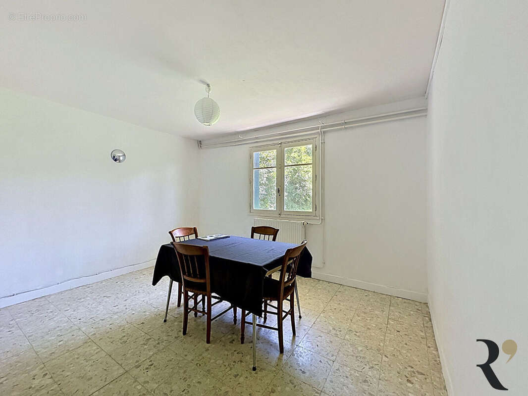 Maison à DREMIL-LAFAGE