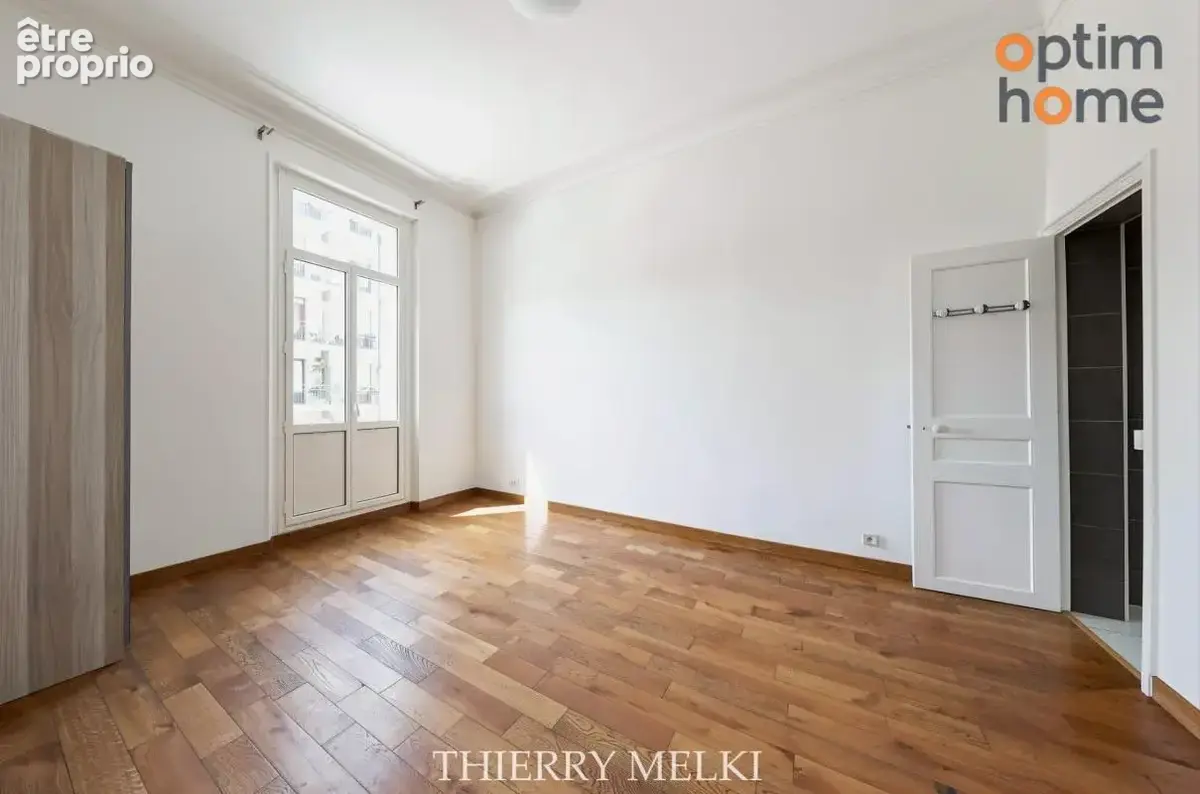 Appartement T3/4 98 m2 - Profession Libérale ou Résidence Principale - Carré d'Or Marseille 8ième - photo 13