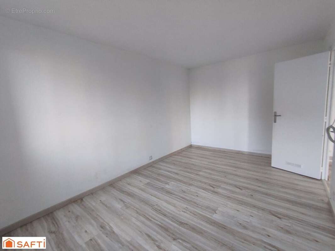 Photo 9 - Maison à ORGERUS