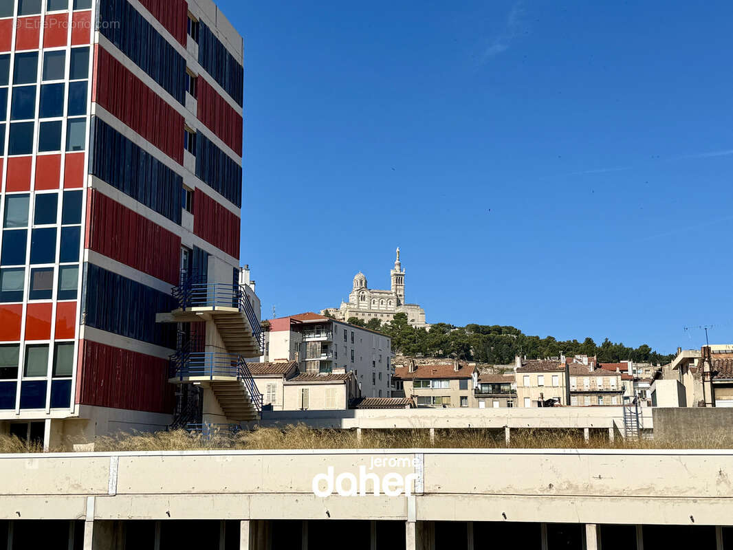 Appartement à MARSEILLE-6E
