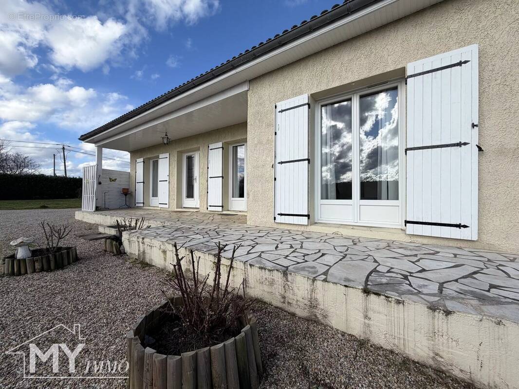 Maison à SAINT-ANTOINE-DE-BREUILH