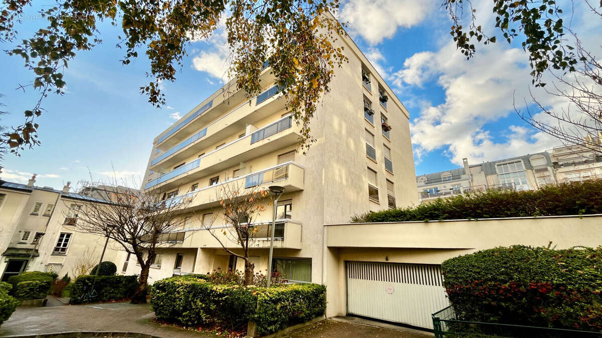 Appartement à PARIS-19E