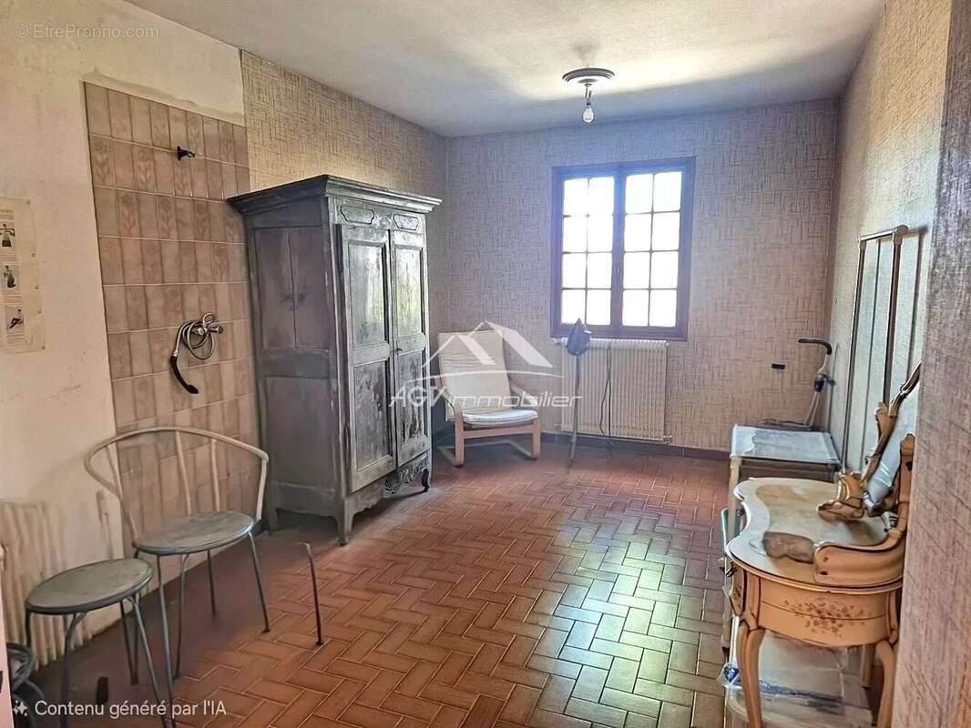 Maison à SAINT-HILAIRE-DE-BRETHMAS