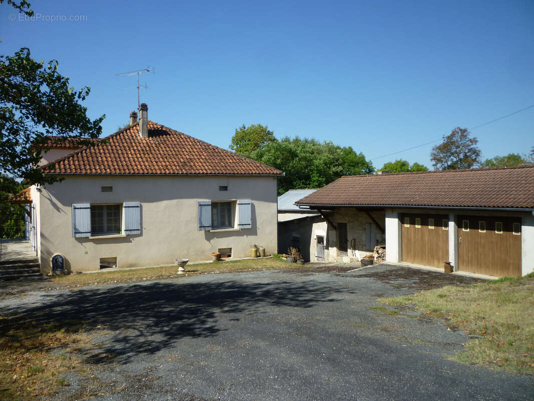 Maison à MASQUIERES