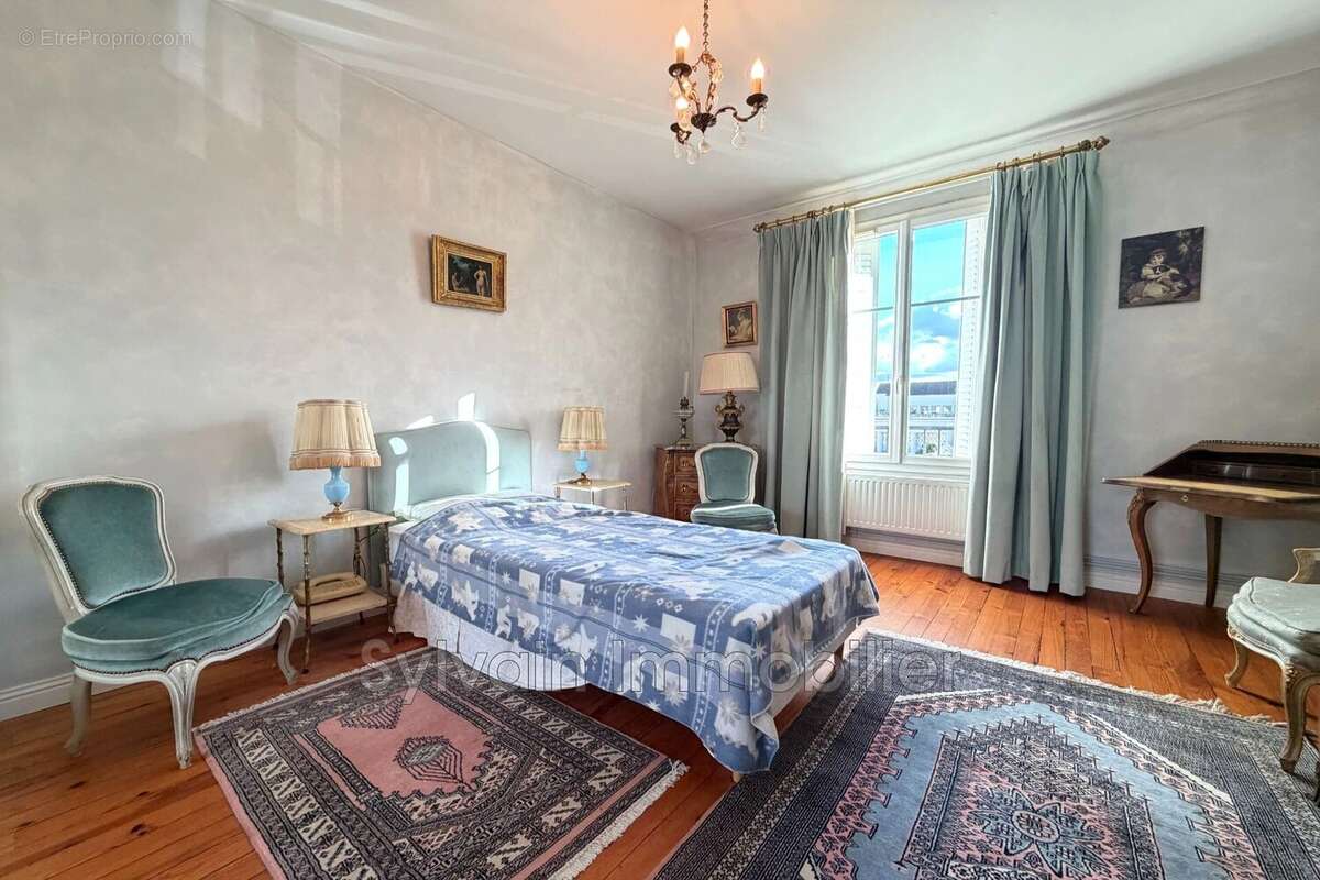 Appartement 142 m² à Beauvais  - photo 7