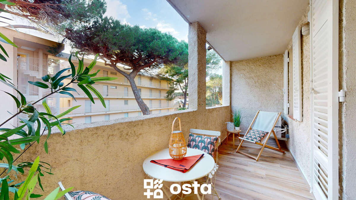 Appartement à HYERES
