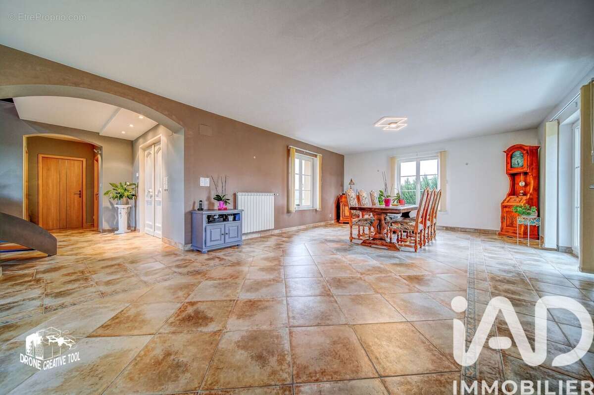 Photo 8 - Maison à LOUVIGNY