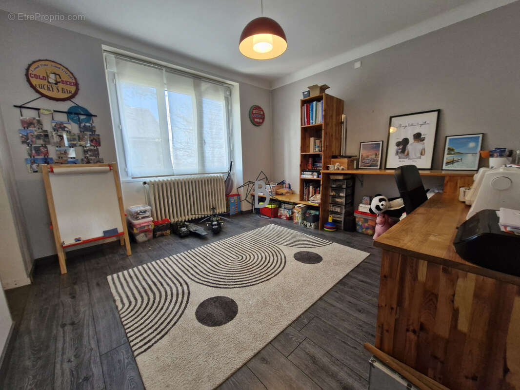 MAISON - 8 pièces - 180M2 - photo 10