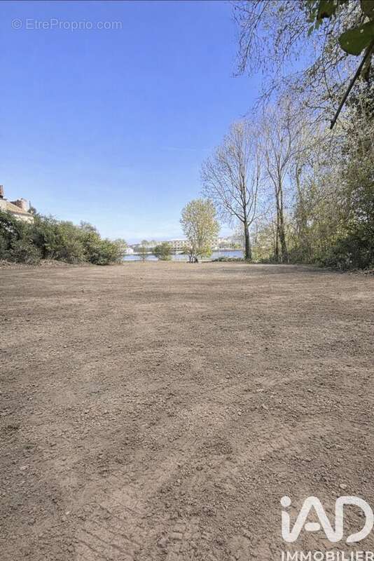 Terrain 1210 m² à Le Mee-Sur-Seine  - photo 5