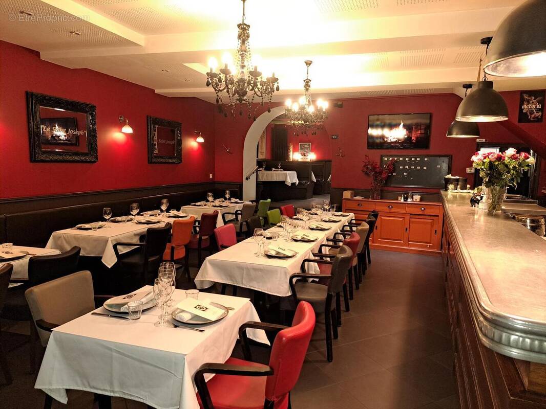 Photo 1 - Commerce à TOURNON-SUR-RHONE