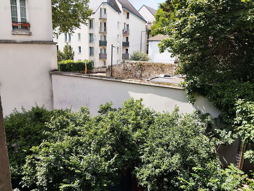 Appartement à BAGNEUX