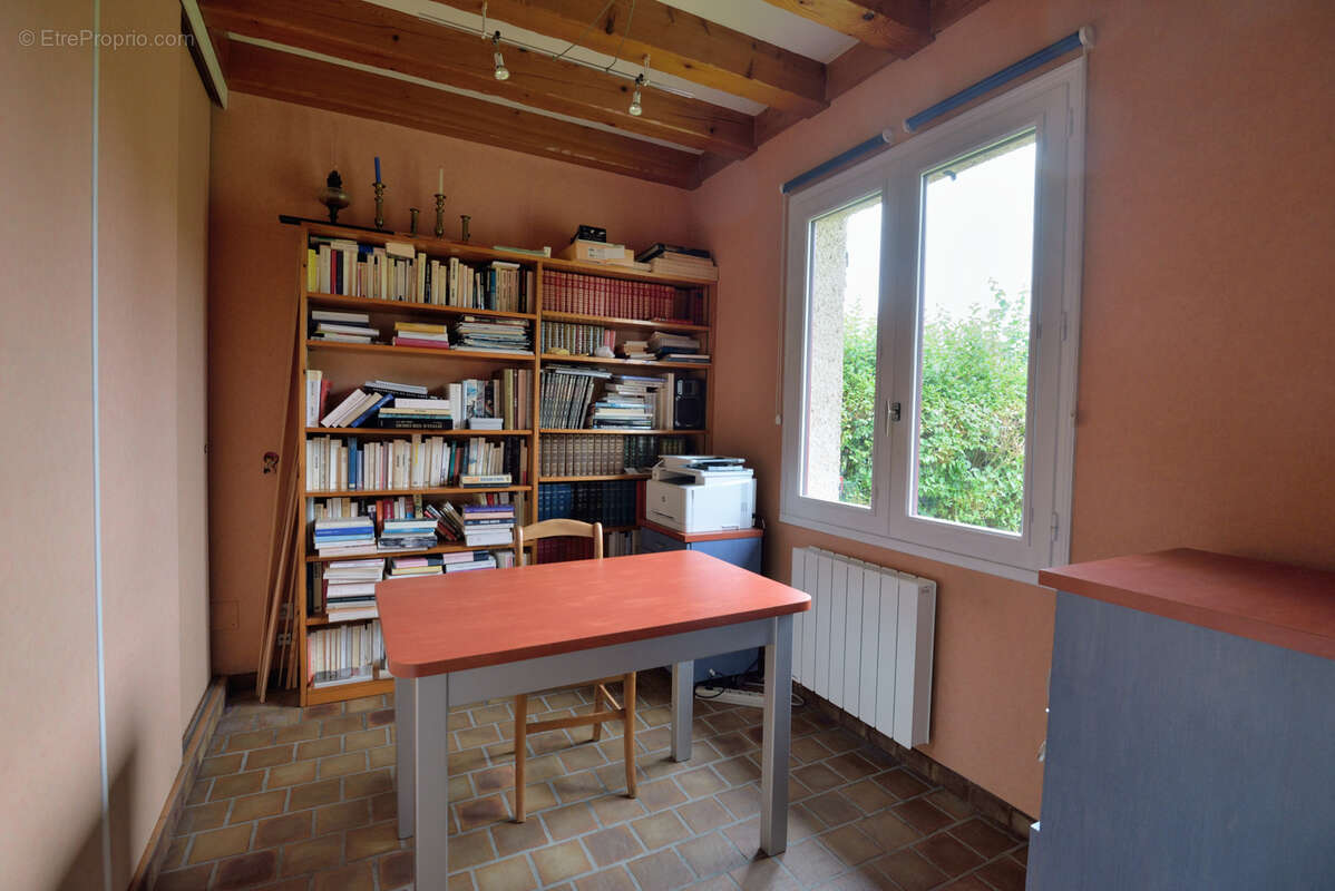 Maison à FEUQUIERES-EN-VIMEU