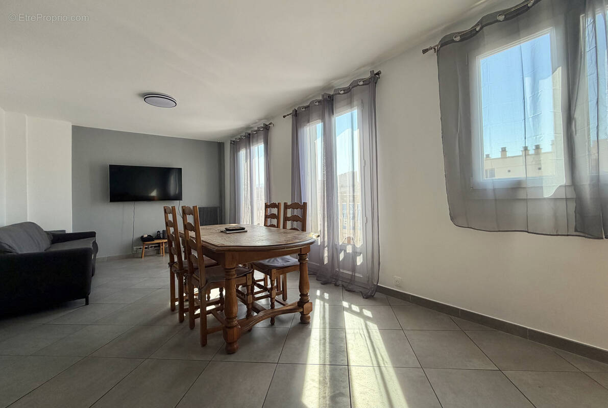 Appartement à MARSEILLE-13E