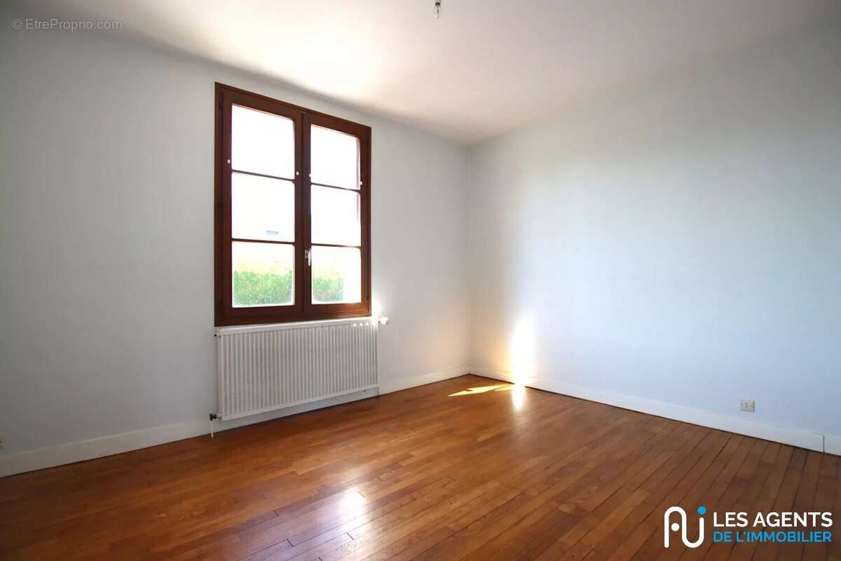 Maison 70 m² à Bonnee  - photo 6