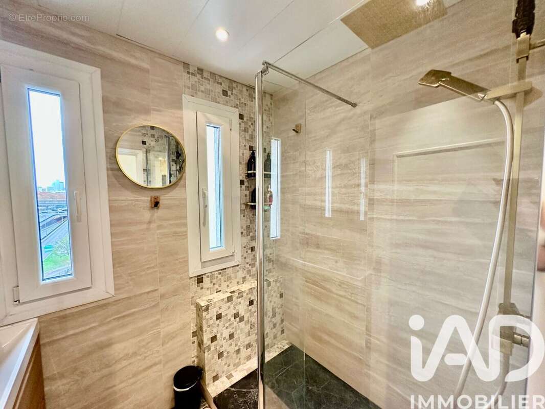 Photo 7 - Appartement à ASNIERES-SUR-SEINE