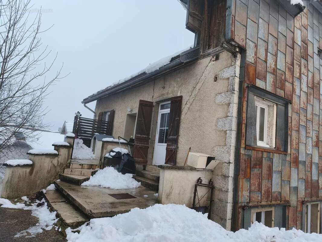Immeuble composé de 6 appartements - photo 2